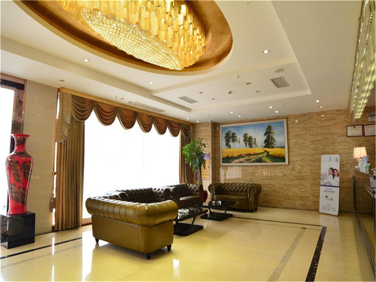 Lavande Hotel Wuhan Railway Station Eksteriør bilde