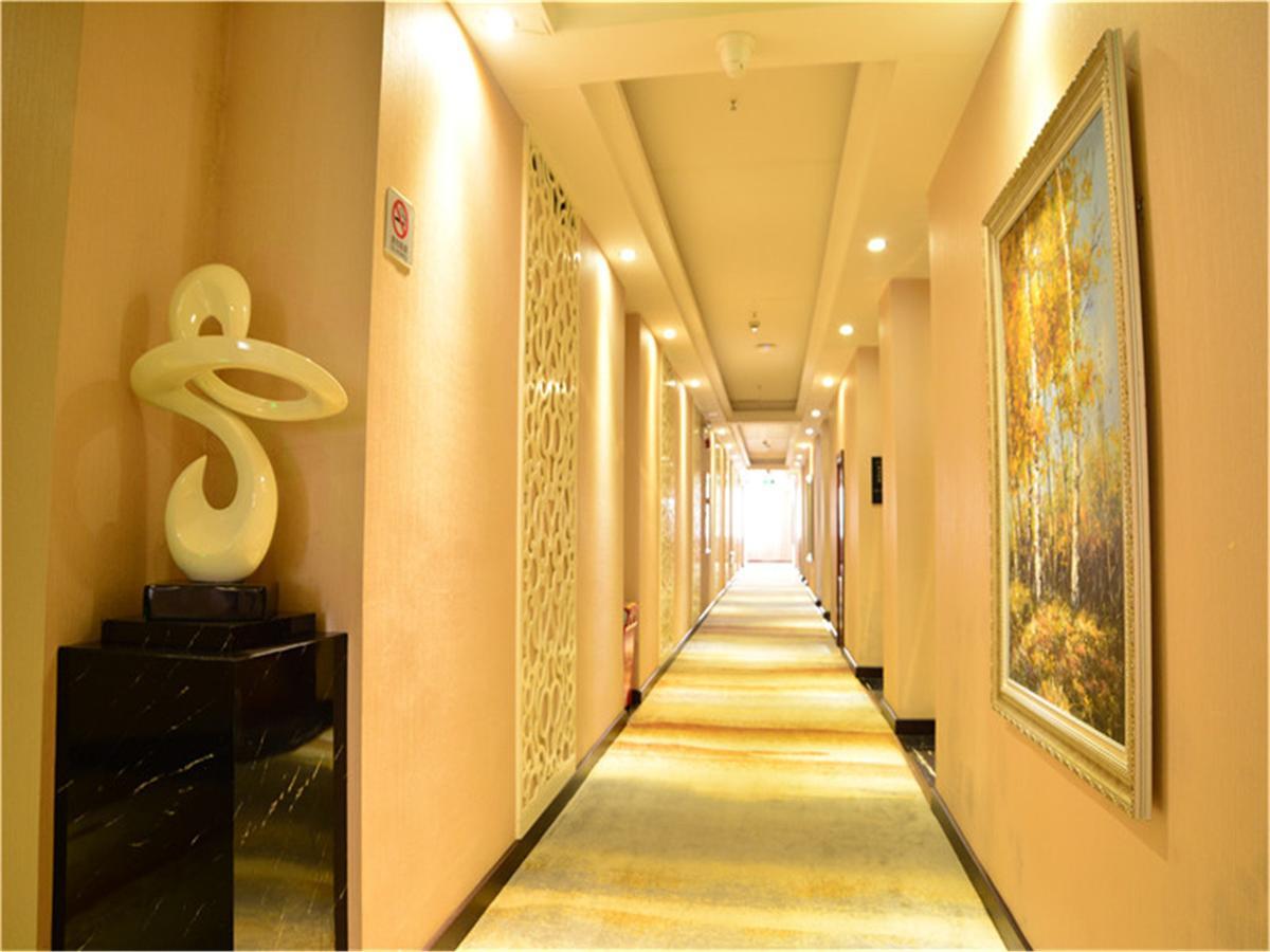 Lavande Hotel Wuhan Railway Station Eksteriør bilde